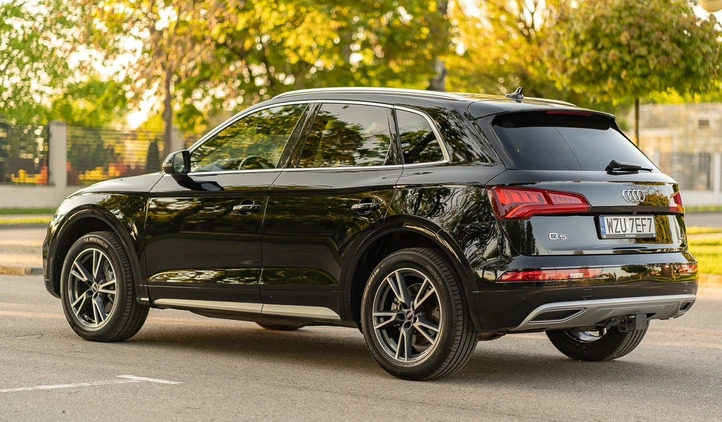 Audi Q5 cena 145000 przebieg: 61000, rok produkcji 2019 z Żuromin małe 211